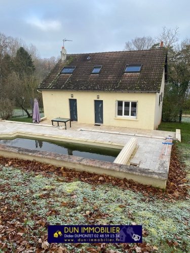 EXCLUSIF, SAINT-LOUP-DES-CHAUMES, Maison avec piscine